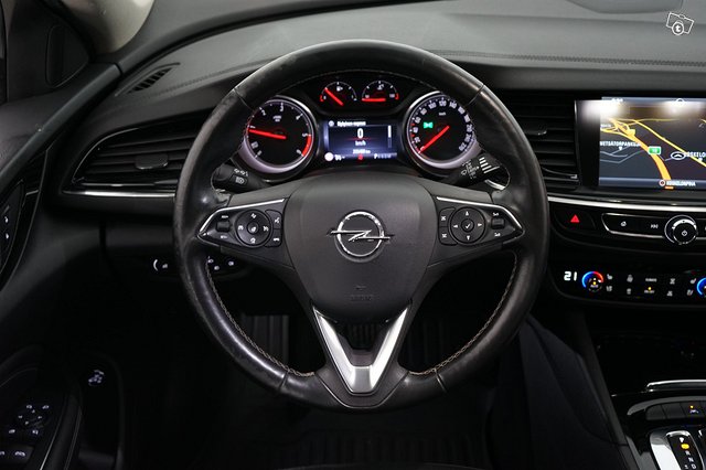 Opel Insignia 13