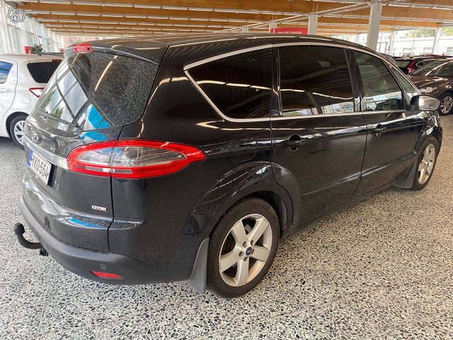 Ford S-Max 8