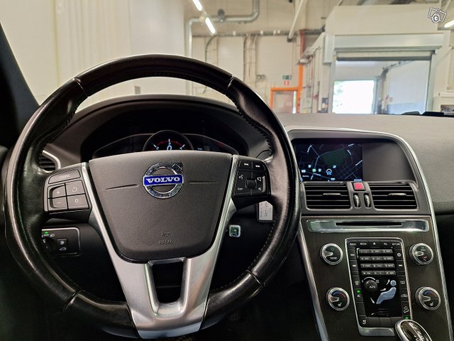 Volvo XC60 17