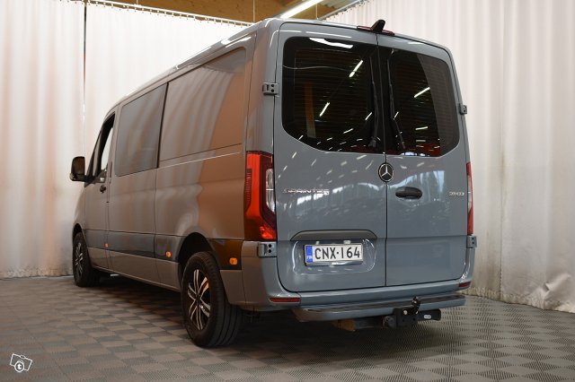 Mercedes-Benz Sprinter 5