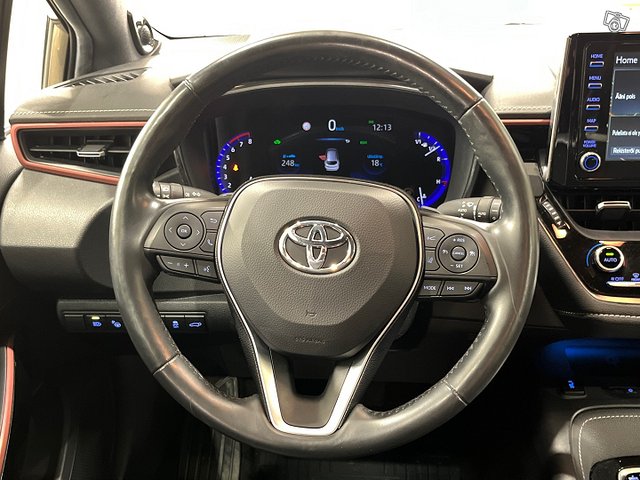 Toyota Corolla 12