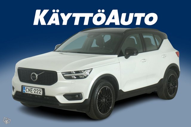 VOLVO XC40