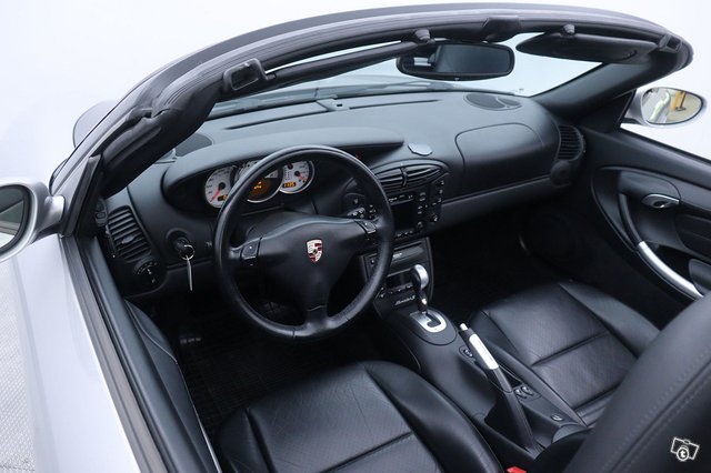 Porsche Boxster 9