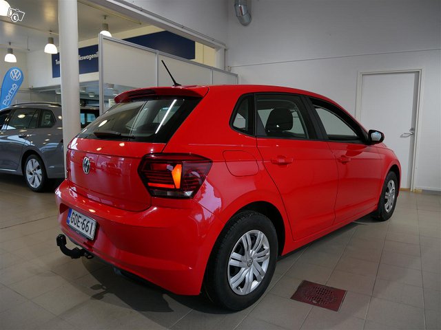 VOLKSWAGEN Polo 3