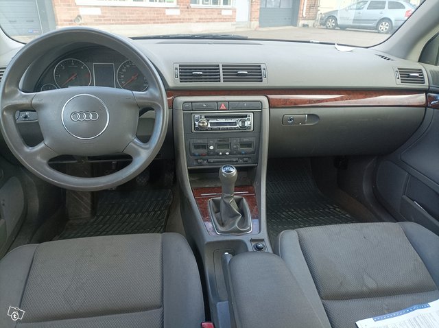 Audi A4 8