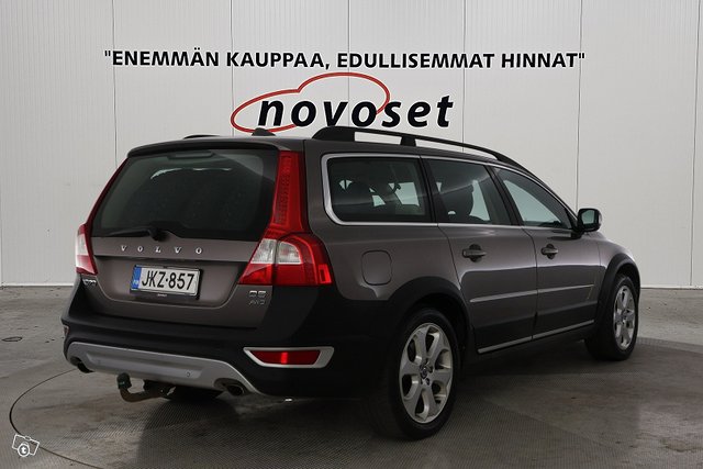 Volvo XC70 4