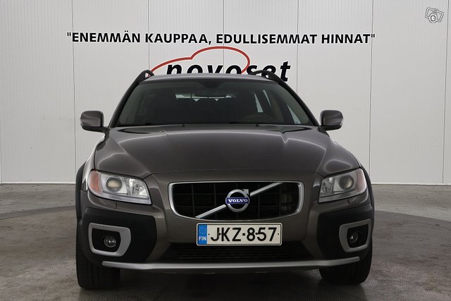 Volvo XC70 6