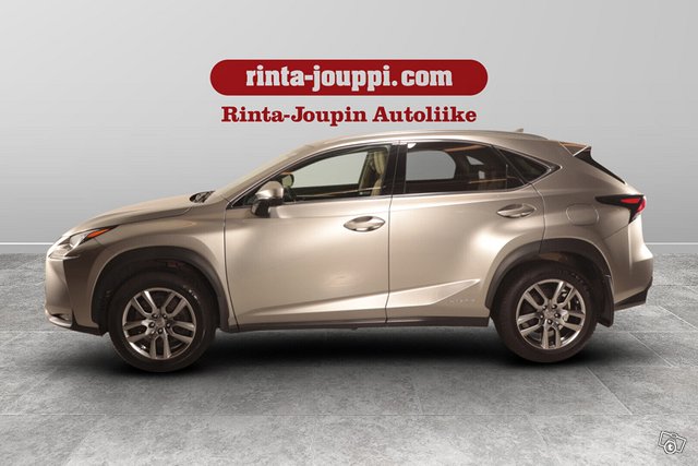 Lexus NX 8