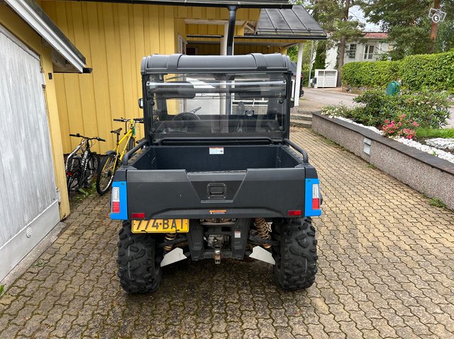 Myydään Trapper 550 lämpöhytillä 3