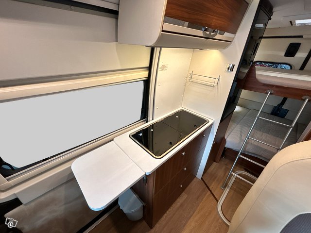 Adria TWIN 600 SPT Family 9