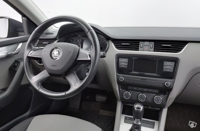 Skoda Octavia 9