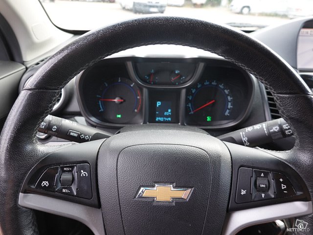 Chevrolet Orlando 13