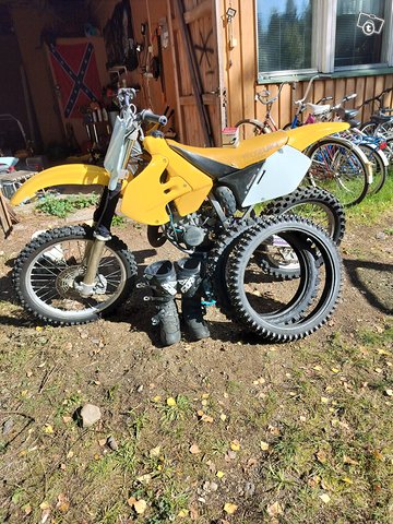 Suzuki rm125 2