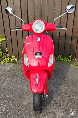 Vespa LX50. (2010) 1