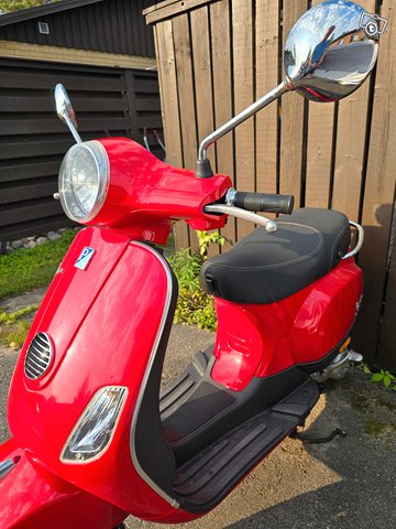 Vespa LX50. (2010) 4