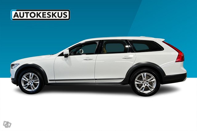 Volvo V90 Cross Country 5