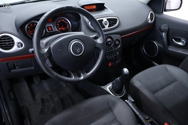 Renault Clio 10