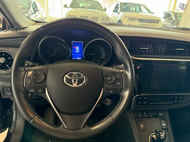 Toyota Auris 3