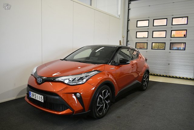 TOYOTA C-HR