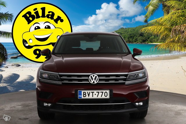 Volkswagen Tiguan 8