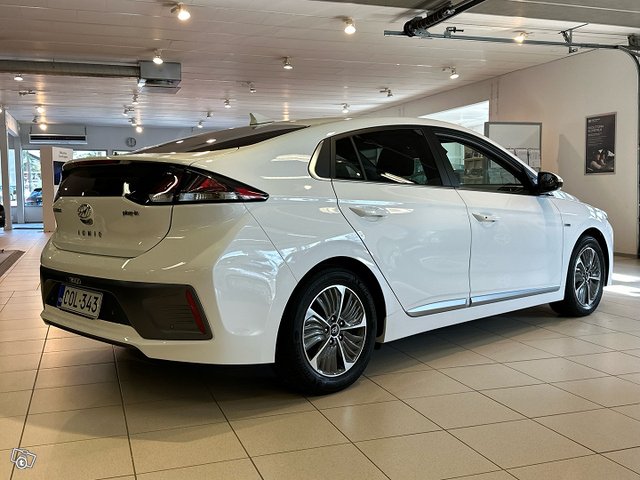 Hyundai IONIQ Plug-in 5