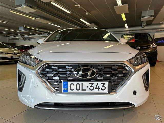 Hyundai IONIQ Plug-in 7