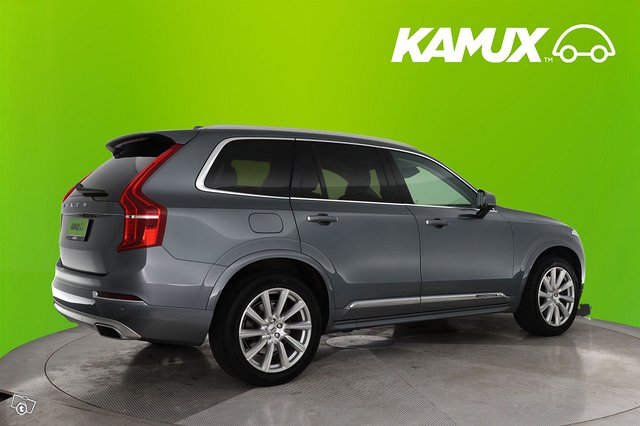 Volvo XC90 2