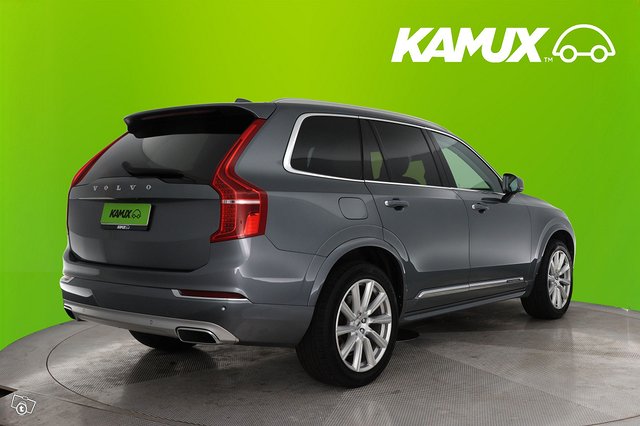 Volvo XC90 4