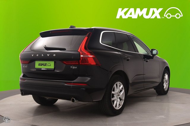 Volvo XC60 4