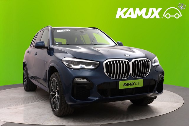 BMW X5 8