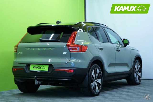 Volvo XC40 4