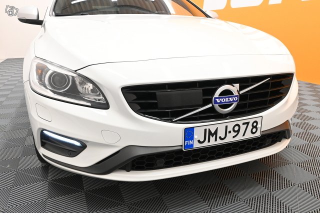 Volvo V60 10