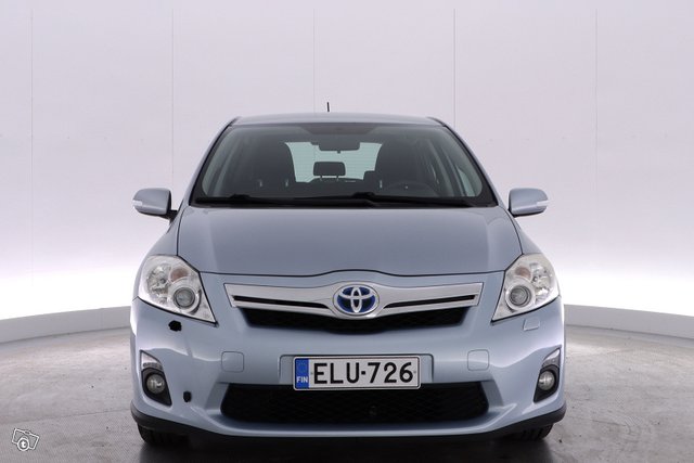 Toyota Auris 2