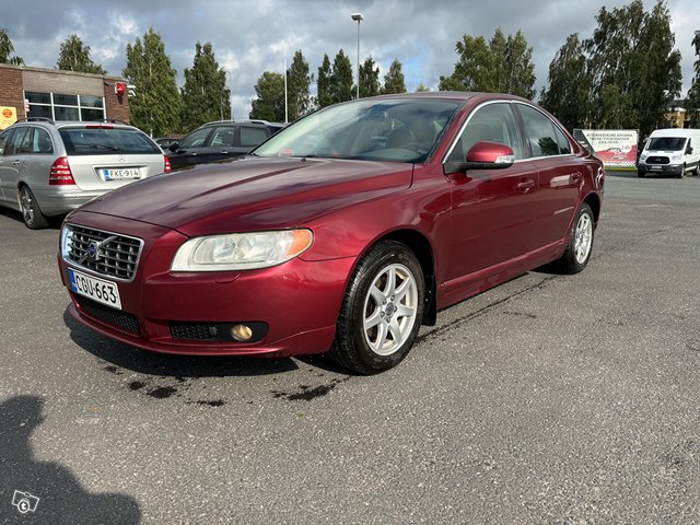 Volvo S80