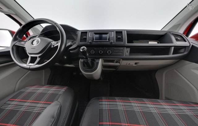 Volkswagen Transporter 8