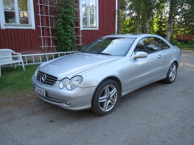 Mercedes-Benz CLK 200