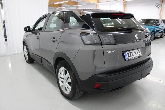 PEUGEOT 3008 5