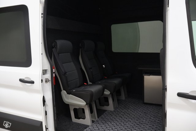 Ford Transit 16