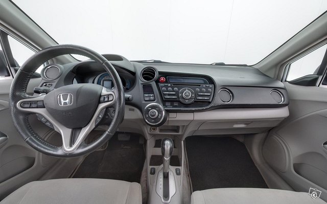 Honda Insight 4