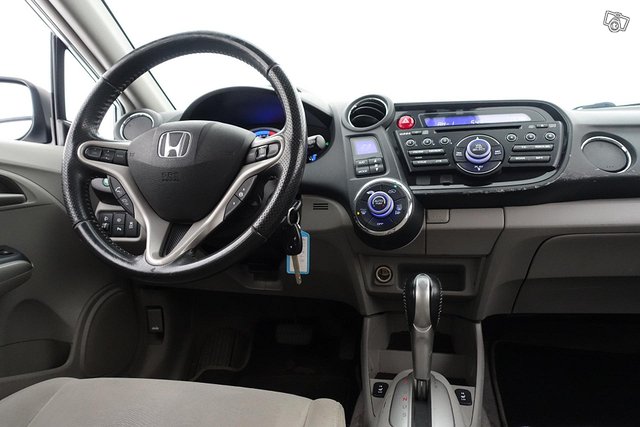 Honda Insight 15