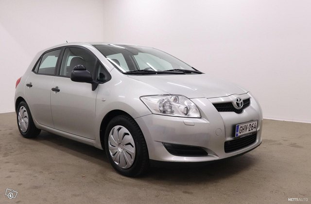 Toyota Auris 8