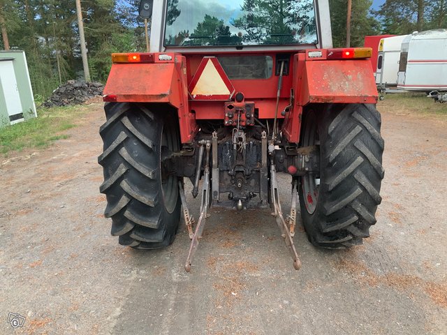 Massey Ferguson 675 turbo 2