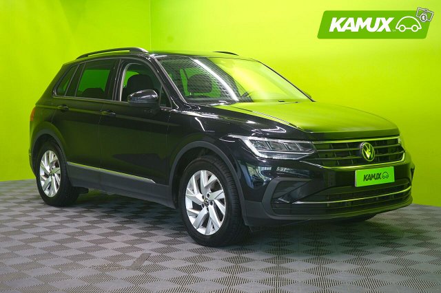 Volkswagen Tiguan 1