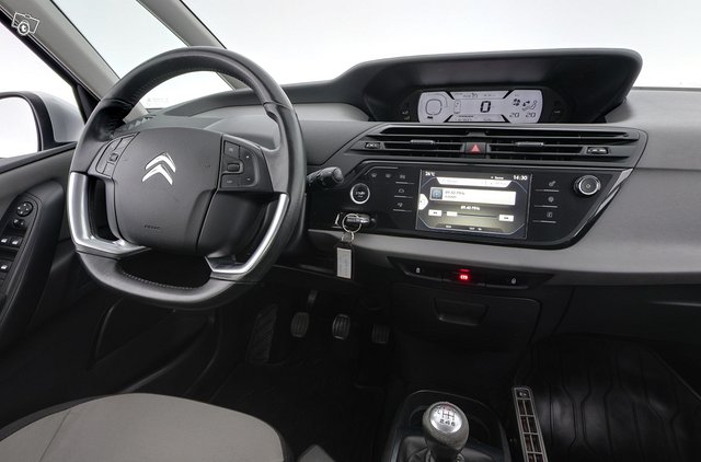 Citroen C4 Picasso 9