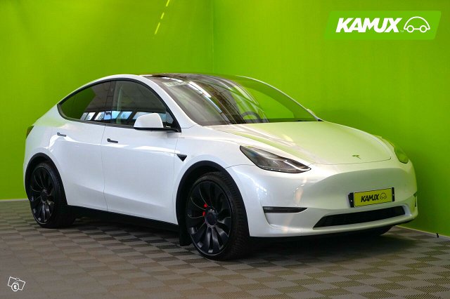 Tesla Model Y 1