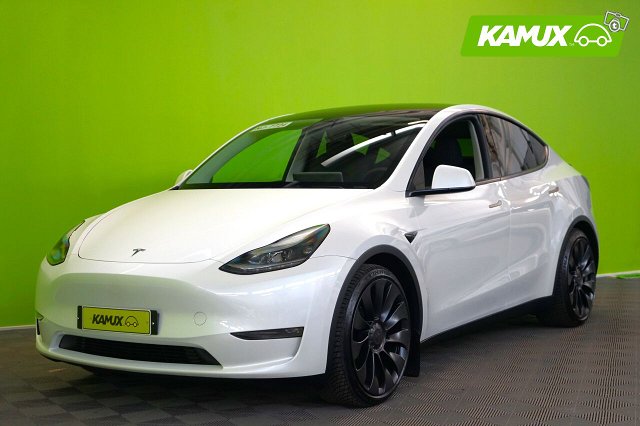 Tesla Model Y 6