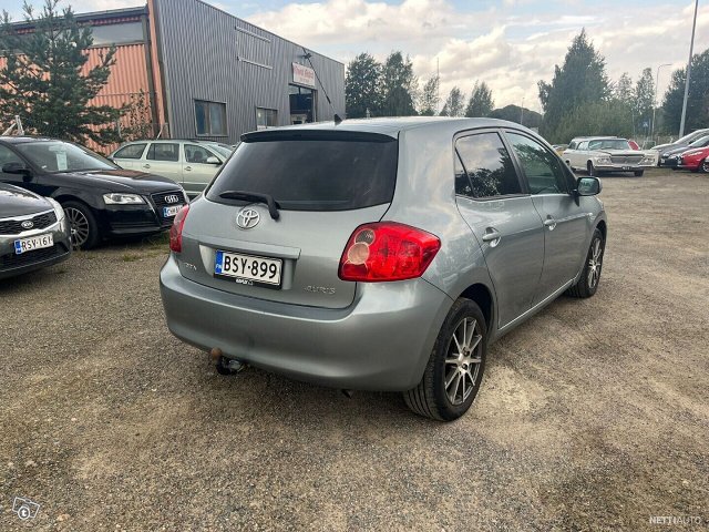 Toyota Auris 6