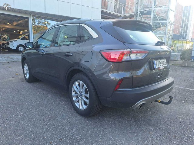 Ford Kuga 4