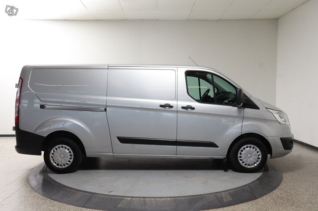 Ford Transit Custom 4