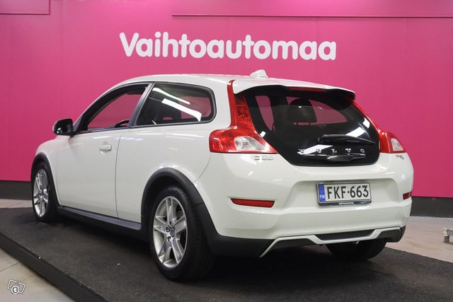 Volvo C30 11